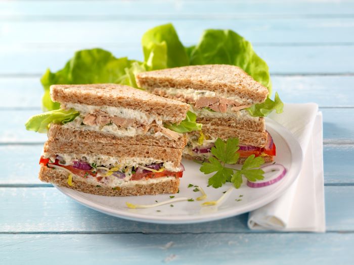 Thunfisch-Tomatensandwich.jpg
