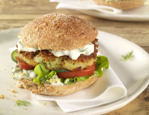 Hamburger di pesce con salsa remoulade al limone