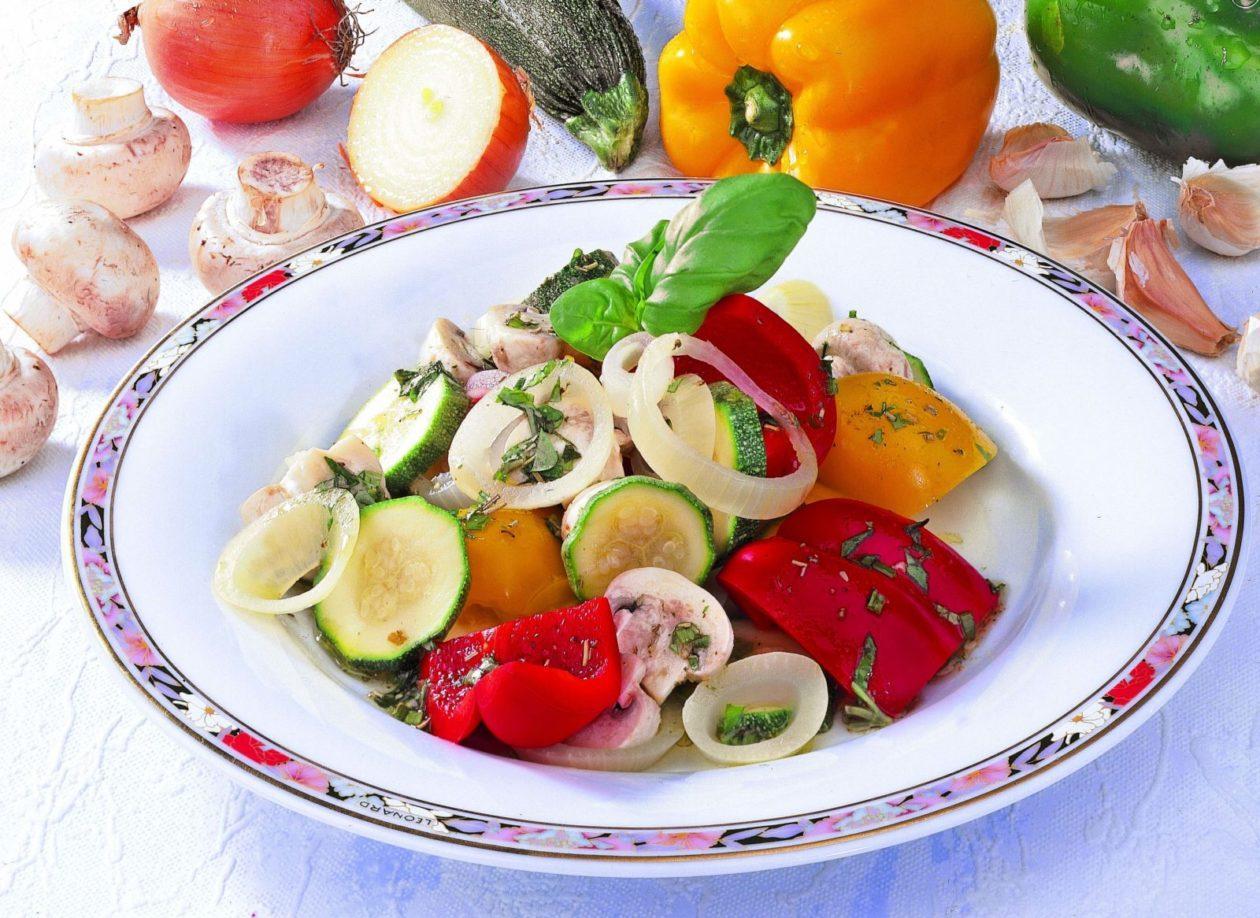 bunte gemuesevariation Bunte Gemüsevariation - BCM Diät Rezepte.ch