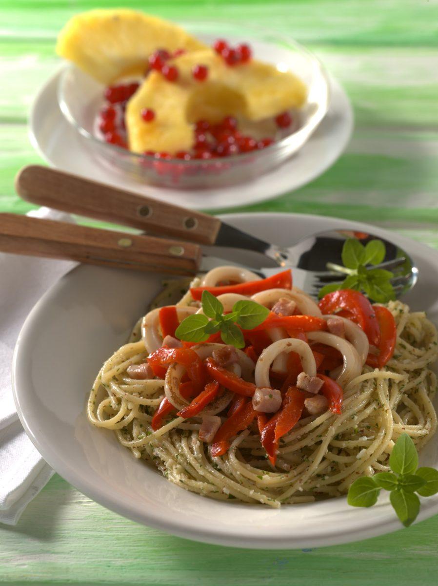calamari mit pesto nudeln Calamari mit Pesto-Nudeln - BCM Diät Rezepte.ch