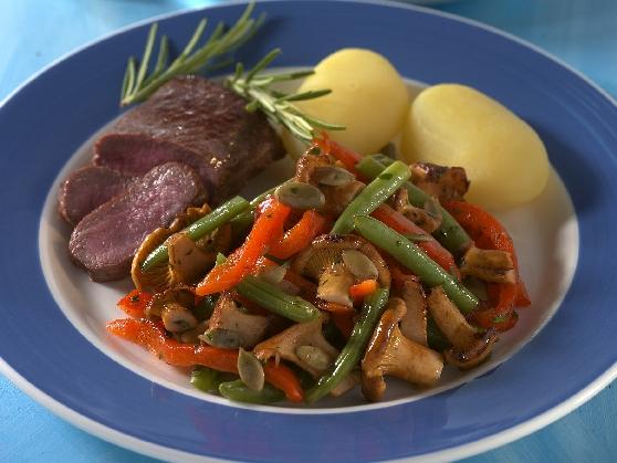 67 Lammfilet Gemuese Lammfilet mit Bohnen-Pfifferling-Gemüse - BCM Diät Rezepte.ch