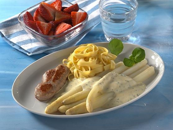 127_spargel_mit_kalbssteak Spargel m. Brunnenkresse-Hollandaise, Nudeln, Kalbssteaks - BCM Diät Rezepte.ch