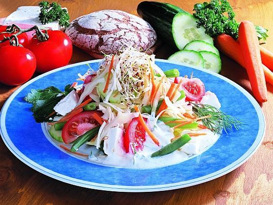646_fitness_kefir_salat Fitness-Kefir-Salat mit Schafskäse - BCM Diät Rezepte.ch