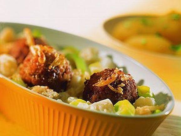 blumenkohlauflauf-mit-hackbaellchen Blumenkohlauflauf mit Hackbällchen - BCM Diät Rezepte.ch