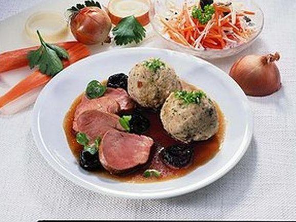 schweinelendchen-mit-backpflaumen Schweinelendchen mit Backpflaumen - BCM Diät Rezepte.ch