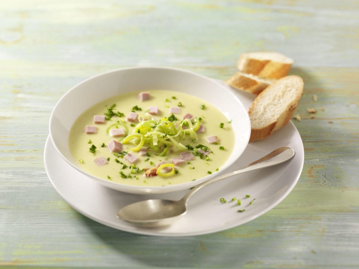 Wärmende Lauch-Kartoffel-Suppe mit Rippli – Precon Rezepte Wärmende Lauch-Kartoffel-Suppe mit Rippli – Precon Rezepte