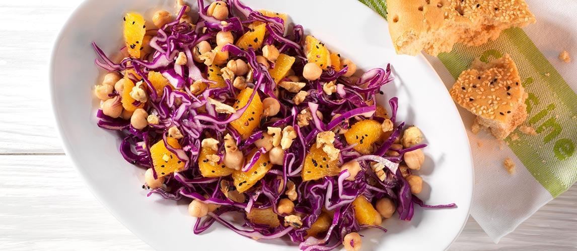 Rotkabis-Salat mit Kichererbsen und Ingwer-Orangen-Dressing – Precon ...