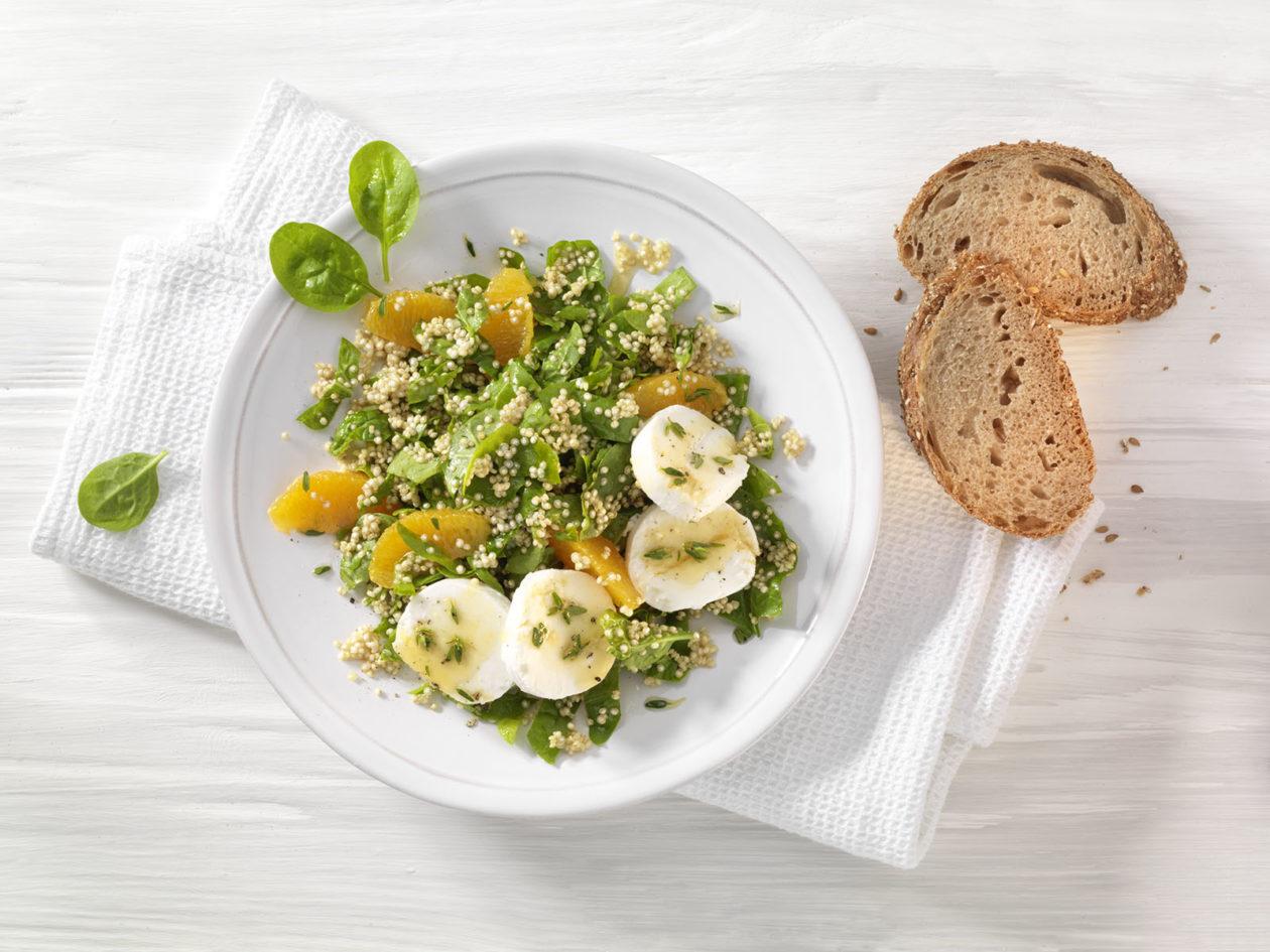 Spinat Salat Quinoa Orange Ziegenkaese 2 Spinat-Salat mit Quinoa, Orangendressing und Ziegenkäse - BCM Diät Rezepte.ch